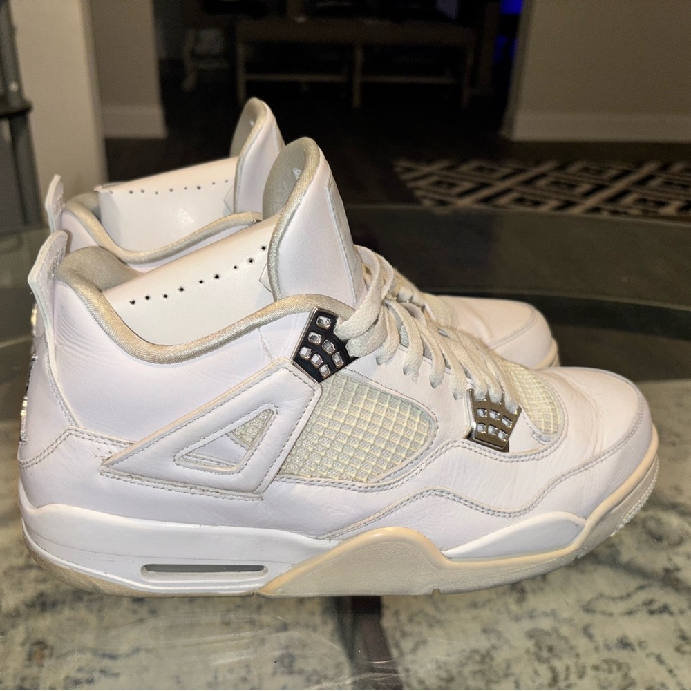Ice White  Sneakers Air Jordan 4’s size 12 Men